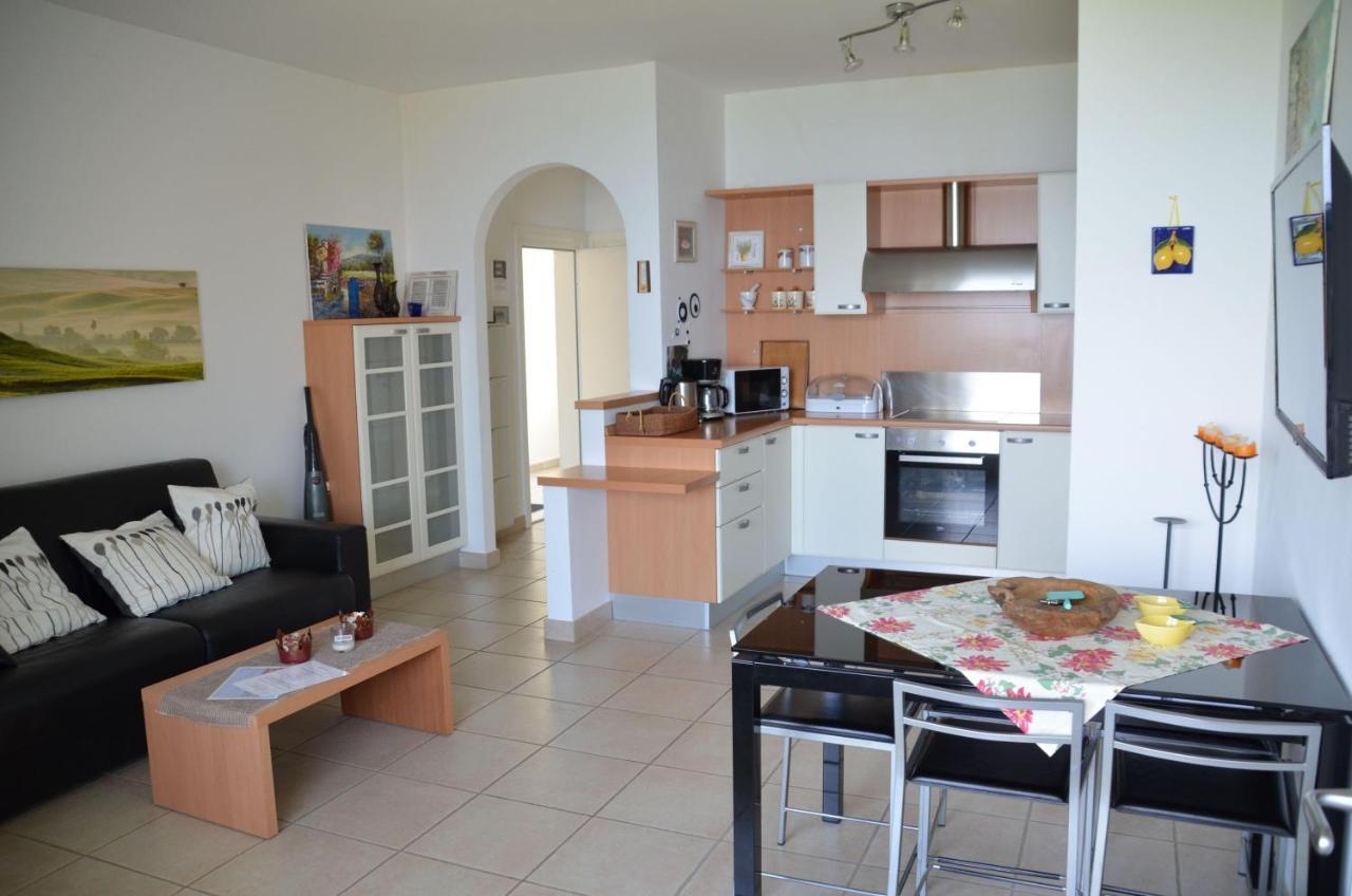 Ferienwohnung-Casa-Uta-Gardasee-Limone-Tremosine Kültér fotó